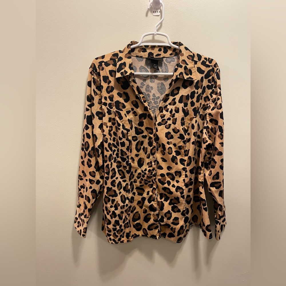 Lane Bryant Leopard Print Long-Sleeved Button Down Size 20
